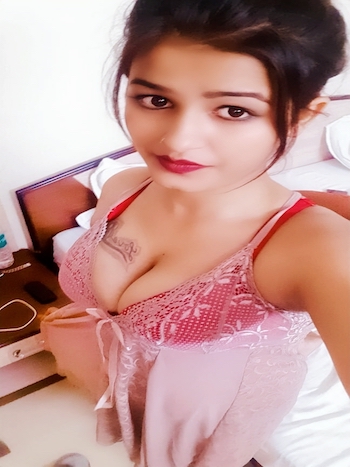 Busty Kolkata call girls